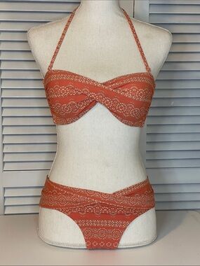 NWOT Robin Piccone Orange Patterned Twisted Bandeau Bikini - Sz M